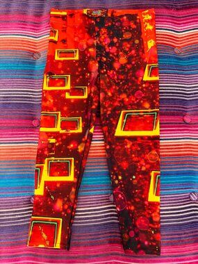 A Circus of Light Phish/Kasvot Växt Inspired Capris Leggings - Medium - Like New
